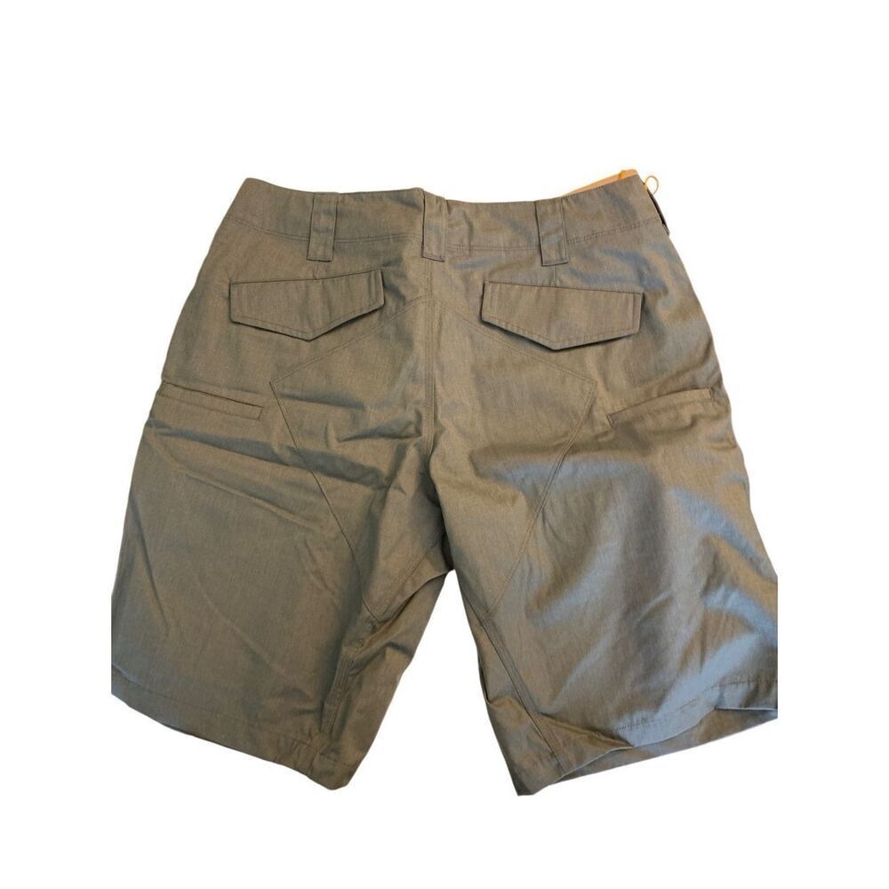 Prometheus Design Werx shorts grey hiking outdoors men's size 36 NEW WITH TAGS - Picture 2 of 6